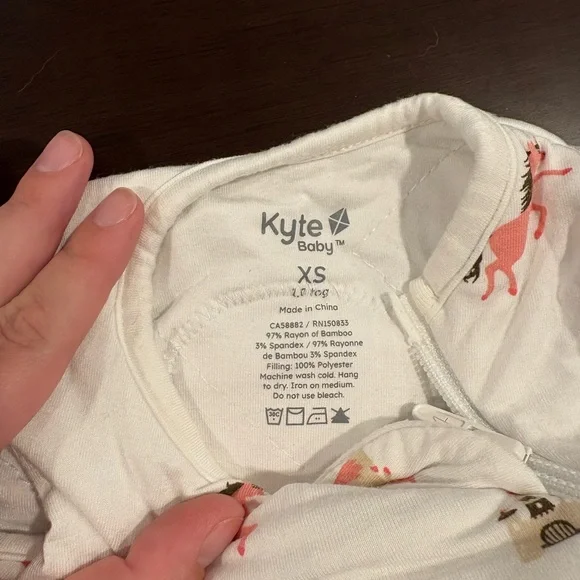 Kyte Baby White Swaddle with Pink Unicorns Bamboo Sleep Bag Swaddler - Picture 5 of 9